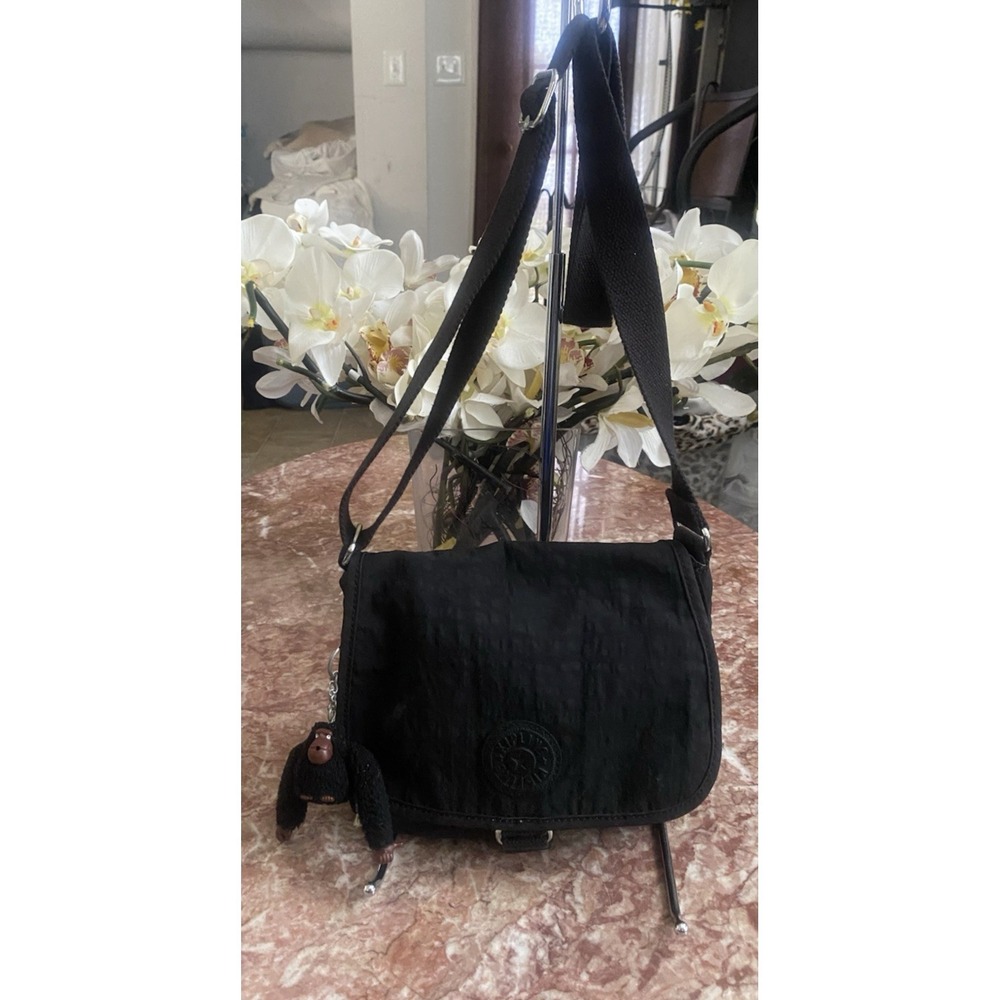 Kipling Lucasta black Small Flap Crossbody Shoulder bag EUC! $94